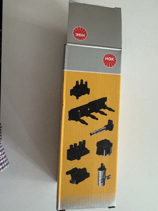 Bobine inducție BMW E60 / E61 – motor N53B30 3.0i – set 6 buc. (NGK)