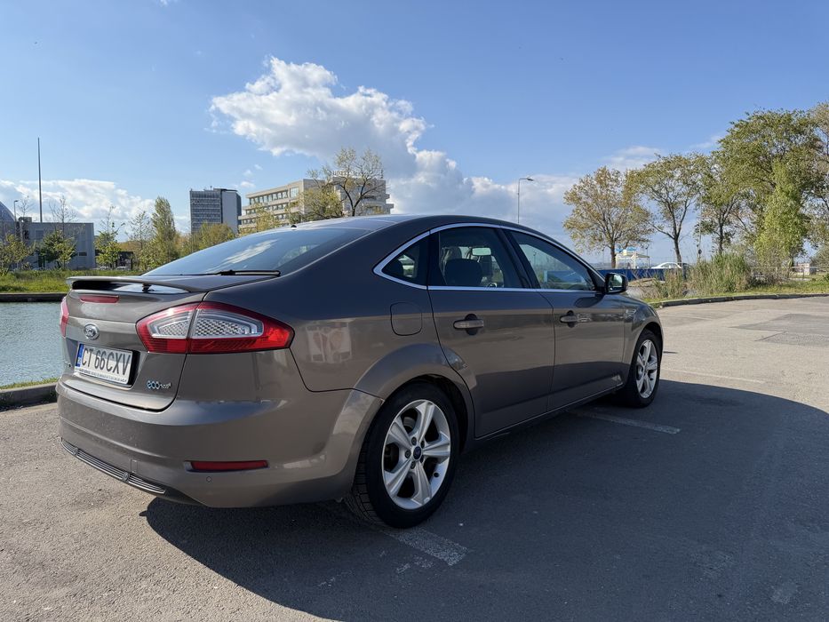 Vand Ford Mondeo