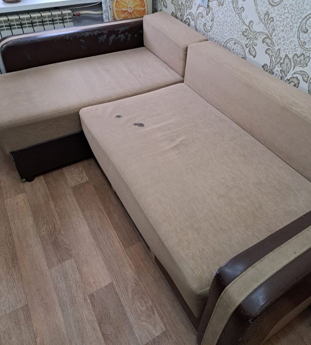 Продам диван б/у