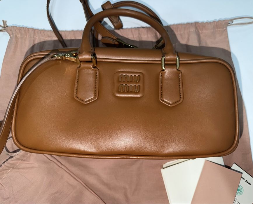 Сумка Miu Miu с сертификатом,чеком,пыльник