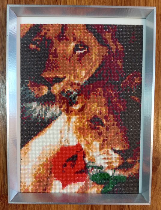 Диамантени гоблени с рамка и осветление!