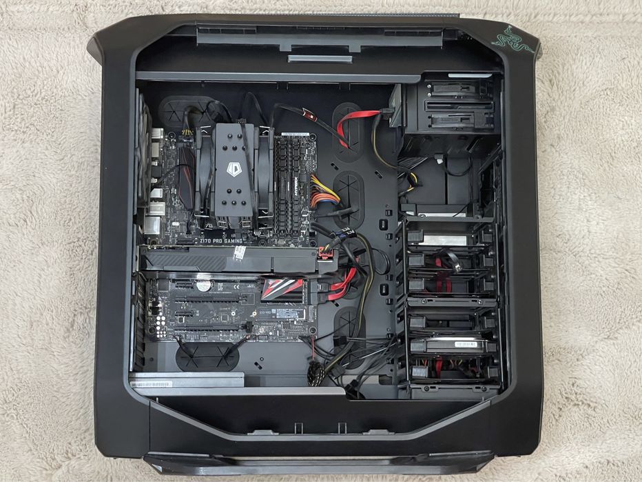 PC gaming gtx1080, i7-7700, 24gb ram, 1tb ssd, 1tb hdd