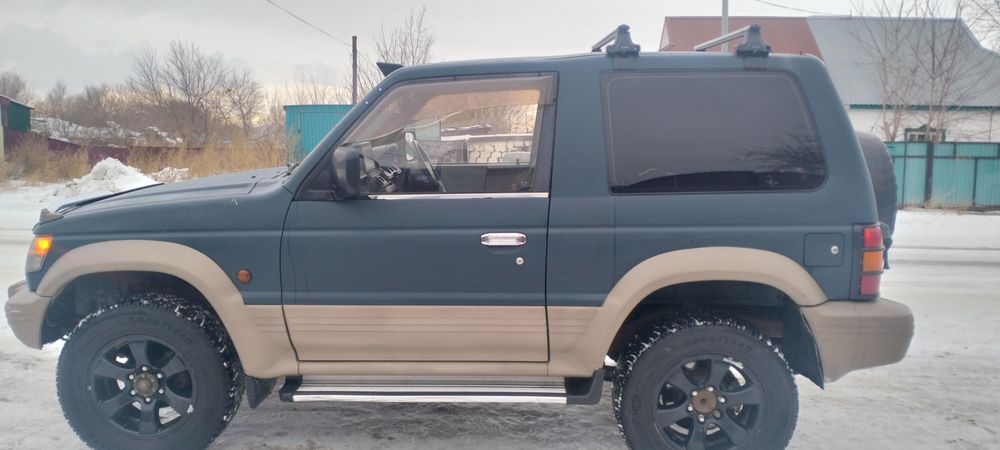 Продам паджеро 2 1993 года
