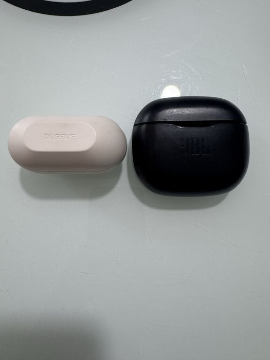 Lot căști wireless JBL + Baseus – funcționale – 150 lei