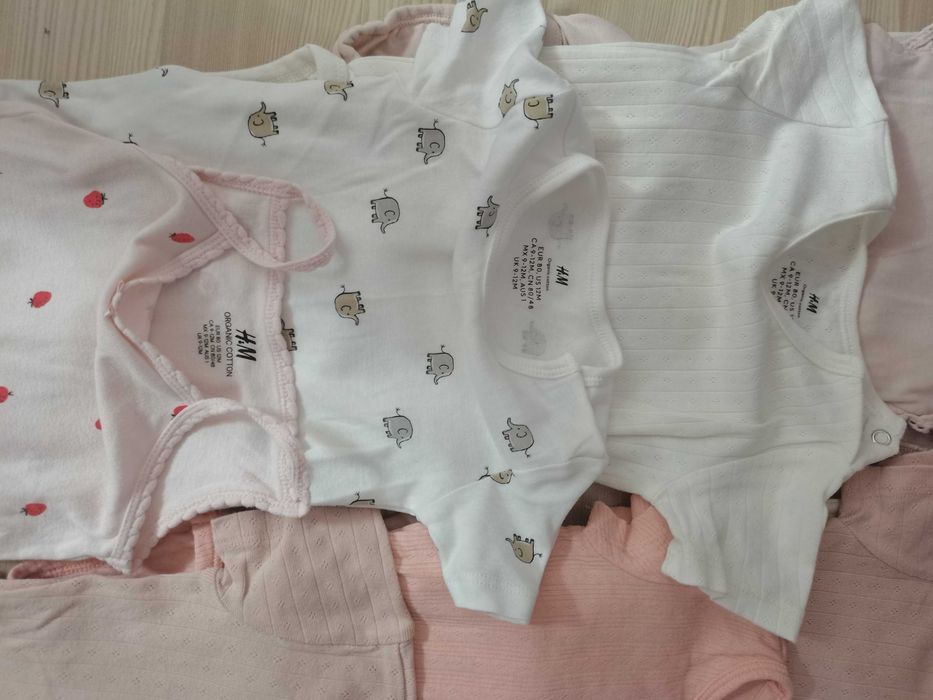 Set body-uri+bluze fetita ptr vara marimea 80