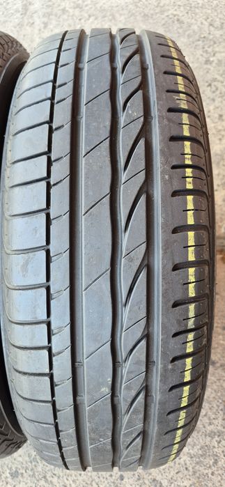 4 anvelope vara runflat ca noi Bridgestone 205/60/16.Pretul este pe bucata.