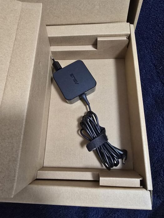 Лаптоп ASUS VivoBook X509JB