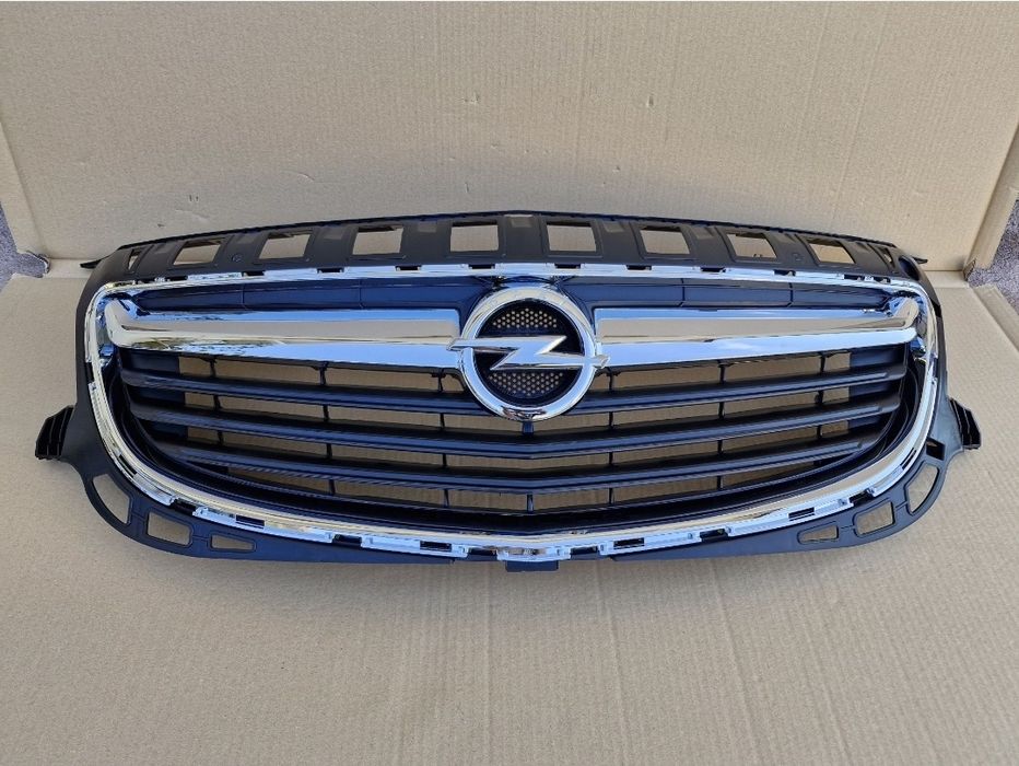 Grila centrala Opel Insignia 2013-2016 facelift NOUA