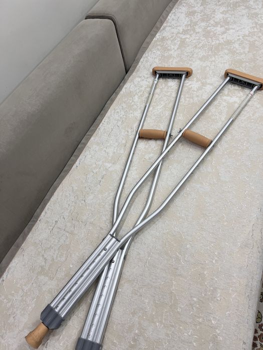 Продается костыли