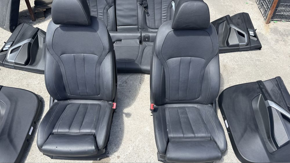 BMW X6 G06 Кожен салон