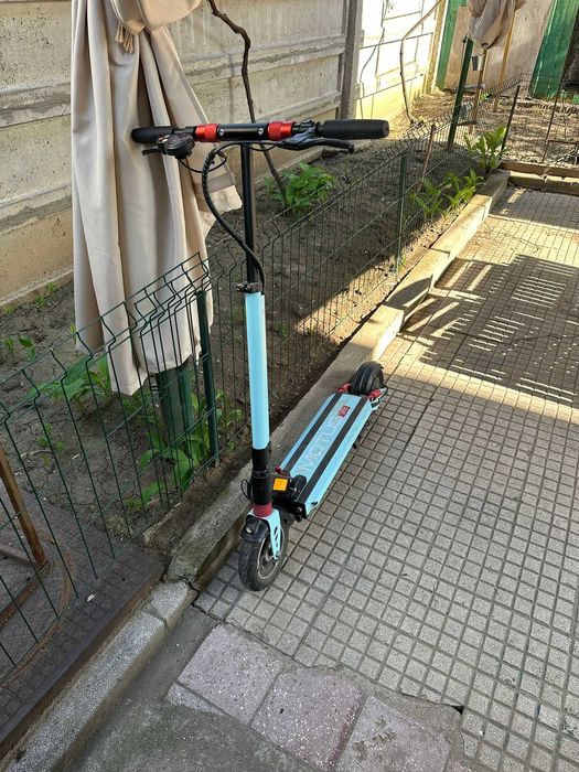 Vand trotineta  electrica Motus PRO 8.5 Lite 350W albastra