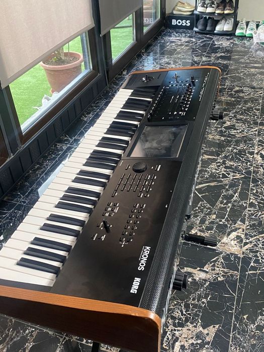 korg kronos2 - Instrumente muzicale | OLX.ro