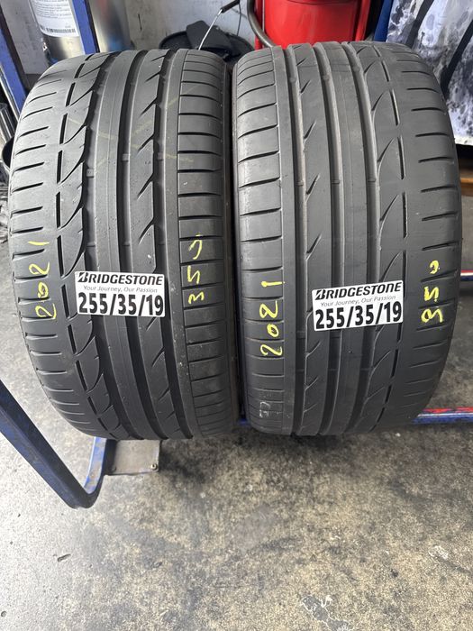 255/35/19 Bridgestone
