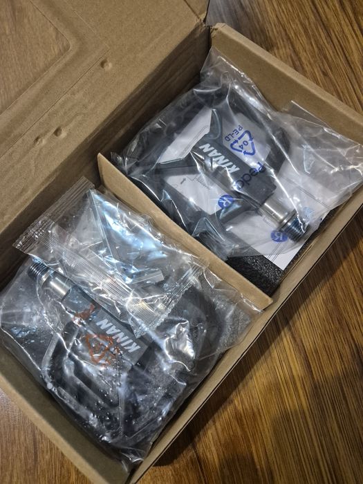 Pedale mtb / gravel tip platforma ultra-ușoare, 139g, carbon/titan, NO