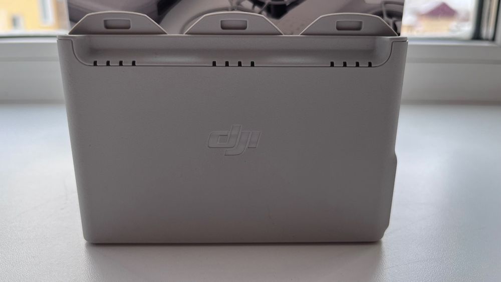 Продаю Дрон DJI Neo fly more combo (без пульта)