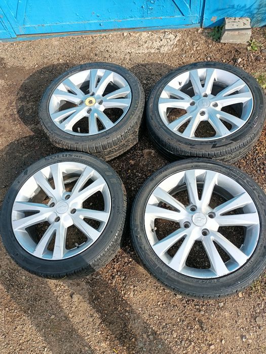 Продам диски с резиной