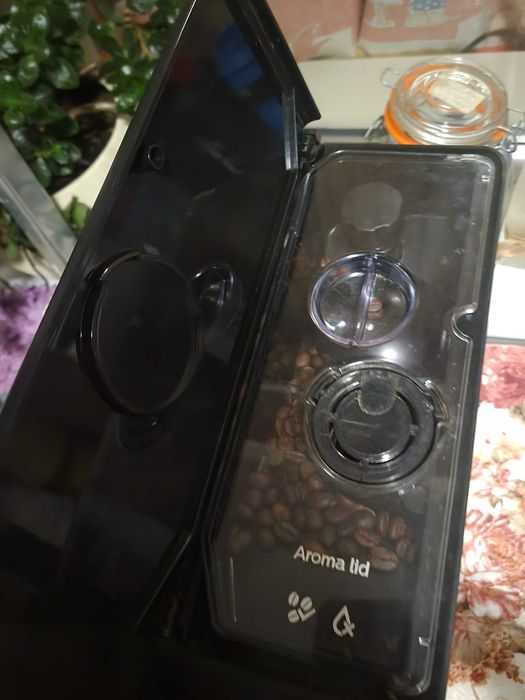 Кафемашина Philips EP5310/10 Series 5000 – много добро състояние