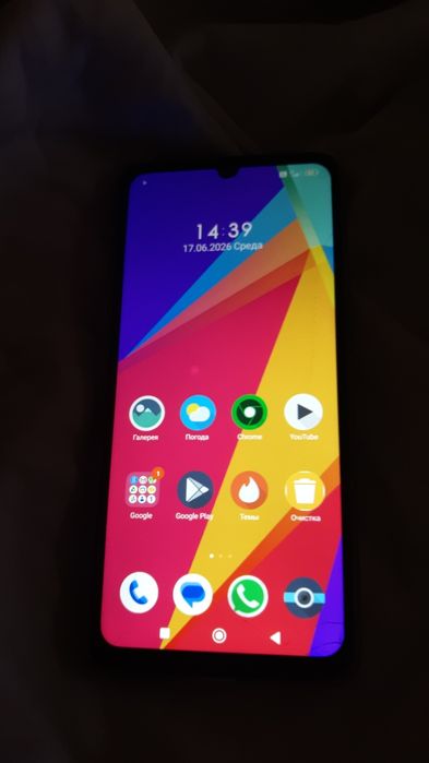 Продам бу телефон Xiaomi redmi 13c