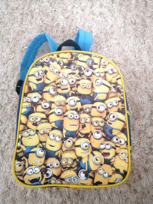 Ghiozdan în stare perfecta