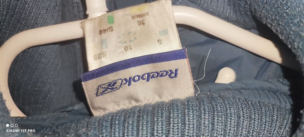Reducere fulger! Parka Reebok, groasă, mărime 40