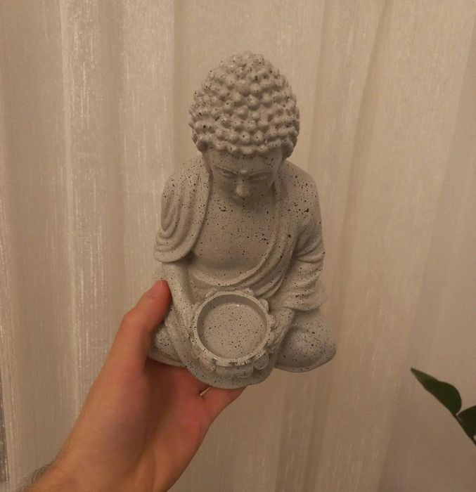 Statuie Budha...