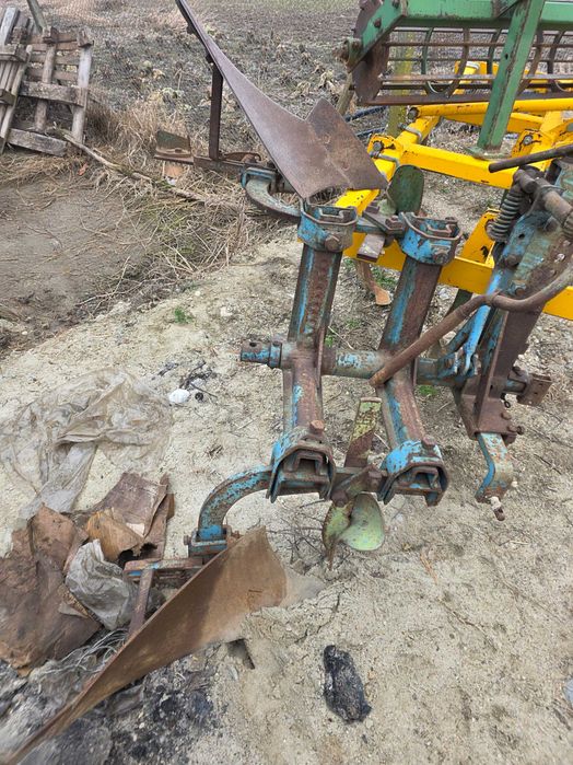 Plug Lemken reversibil cu o brazda, 1 brazda Dabuleni • OLX.ro