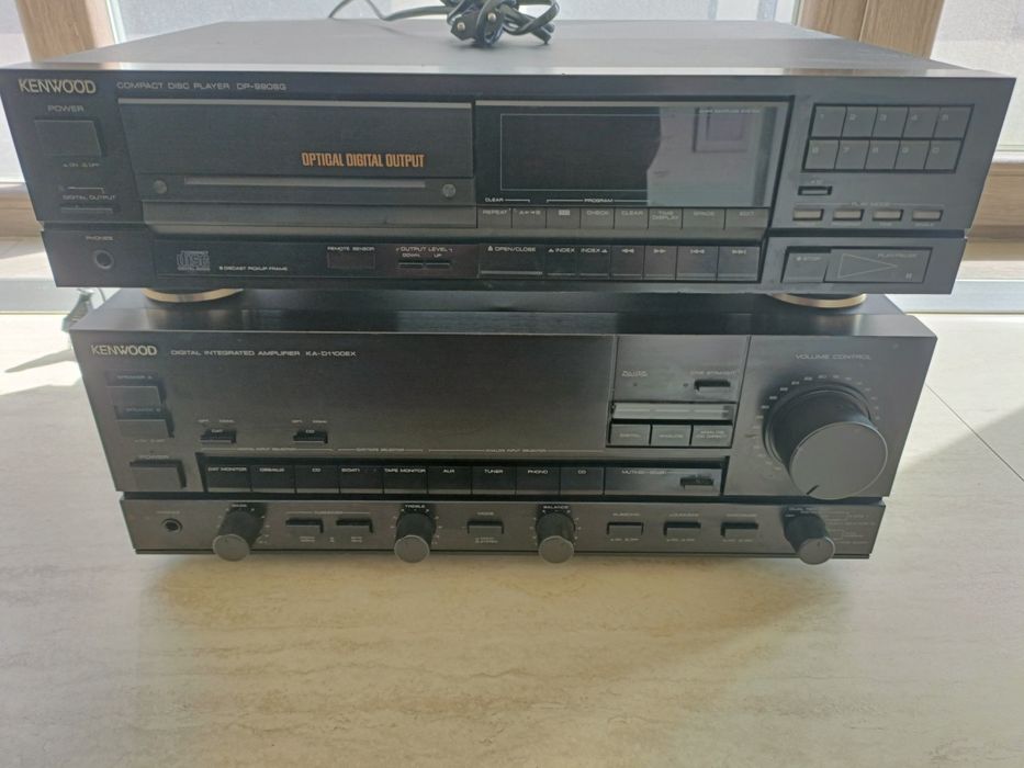 Kenwood DP 990 SG, CD player funcțional, aspect decent