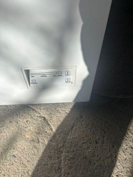 Продам морозильник