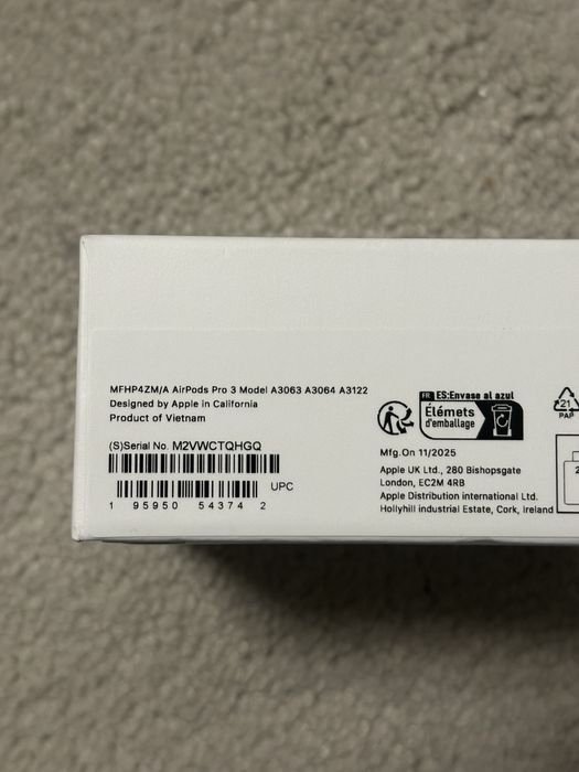 Чисто нови неотворени AirPods Pro 3