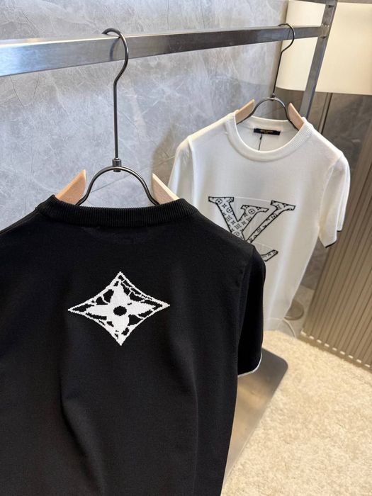 Мъжки тениски различни модели