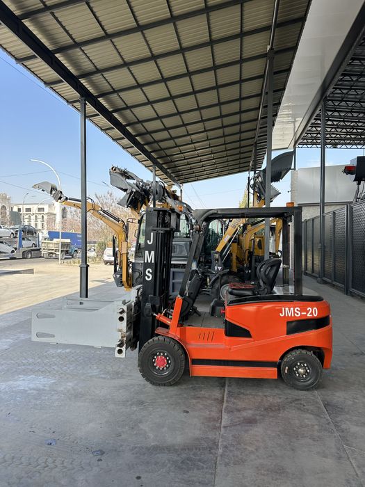 Подъёмник кара боковой захватом