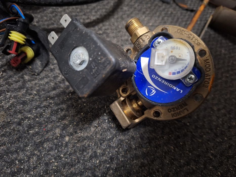 Газов инжекцион Landi Renzo 4 цилиндъра