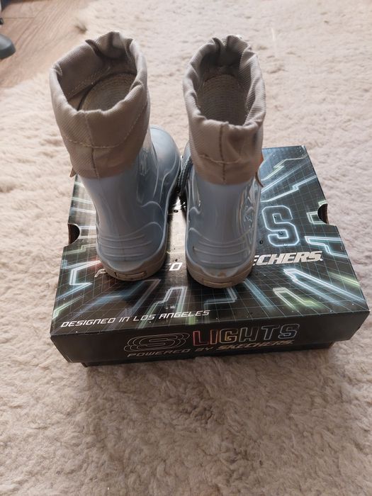 Бебешки ботуши 23 см.