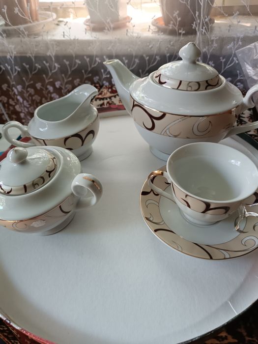 Чайный сервиз на 6 персон.
