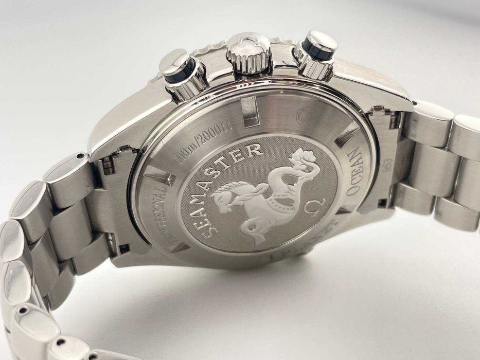 Часы Omega Seamaster Planet Ocean Chronograph