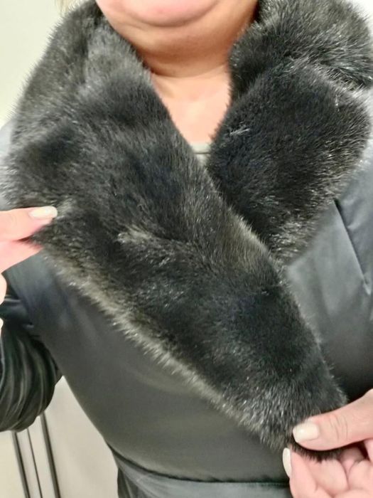 продам зимнию куртку