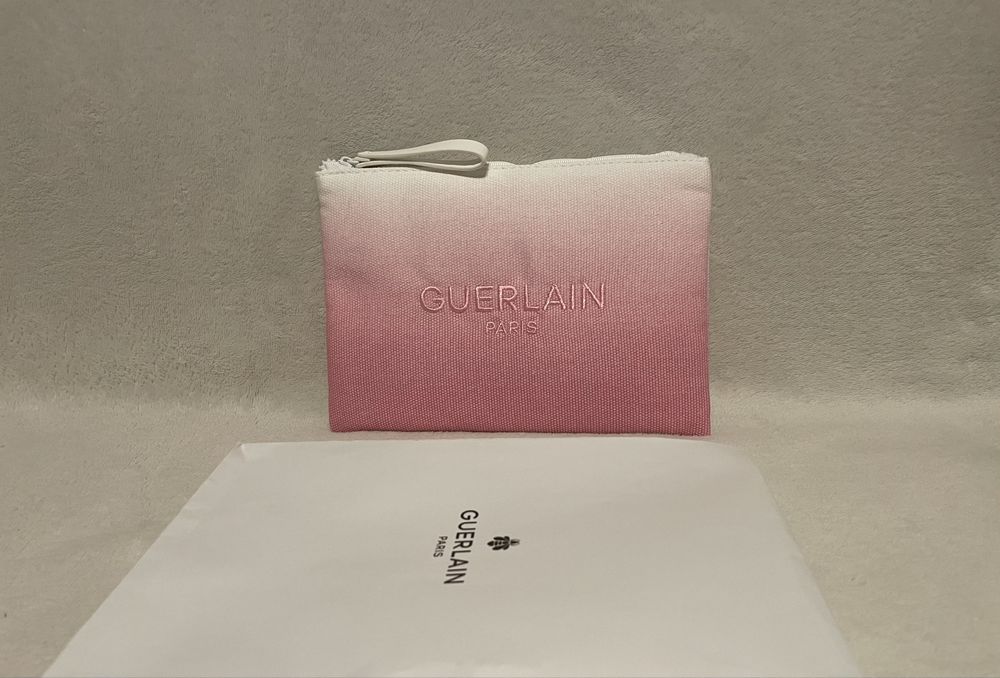 Луксозен кожен козметичен несесер  CH Carolina Herrera за грим за козметика Vichi Sephora Chloe Guerlain Narciso Rodriguez Dior чанта чантичка клъч