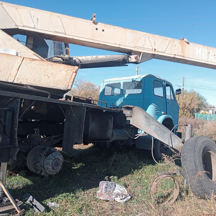 Продам автокран Маз на ходу
