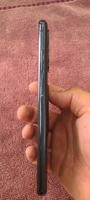 SAMSUNG S20 FE  8-128