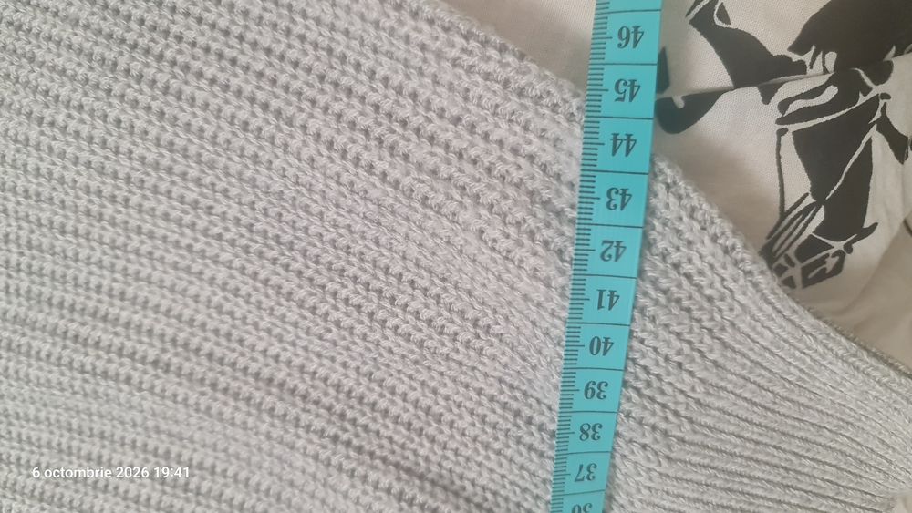 Pulover Pull & Bear gri M