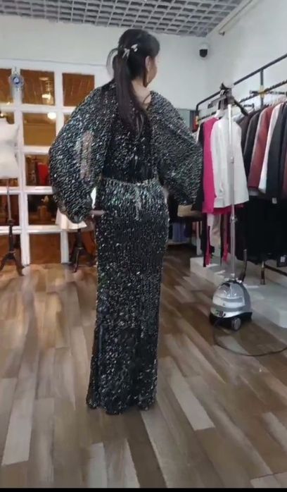 сатылады. маржан кұшты көйлек тойға арналған 44-46