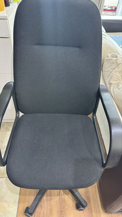 Продам кресло офисное новое
