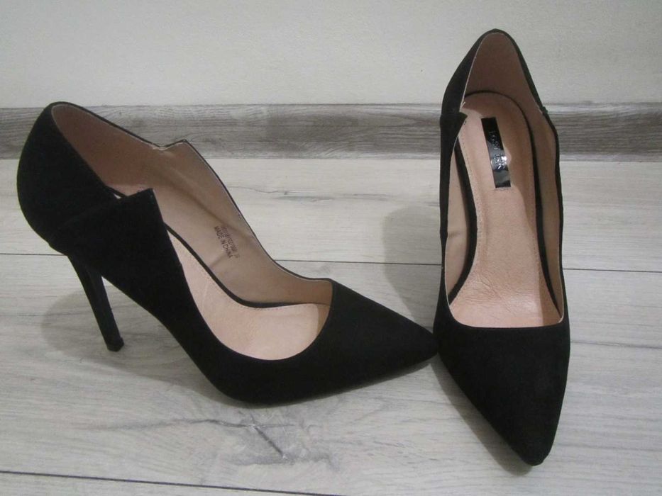 Обувки висок ток