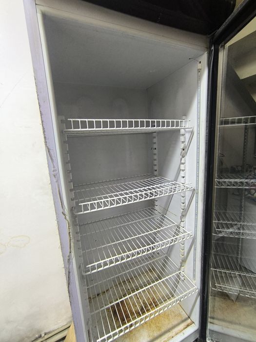 Продам срочно холодильник морозильник