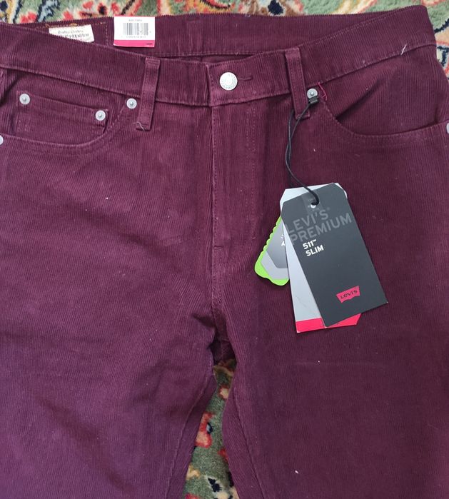 Blugi velur Levi's