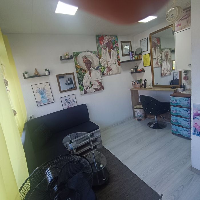 Дава се под наем Магазин в София, Център - 20 кв.м за 255 € - Снимка #2