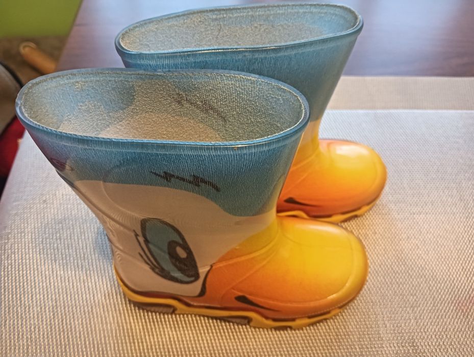 Vand cizme copii  22-23