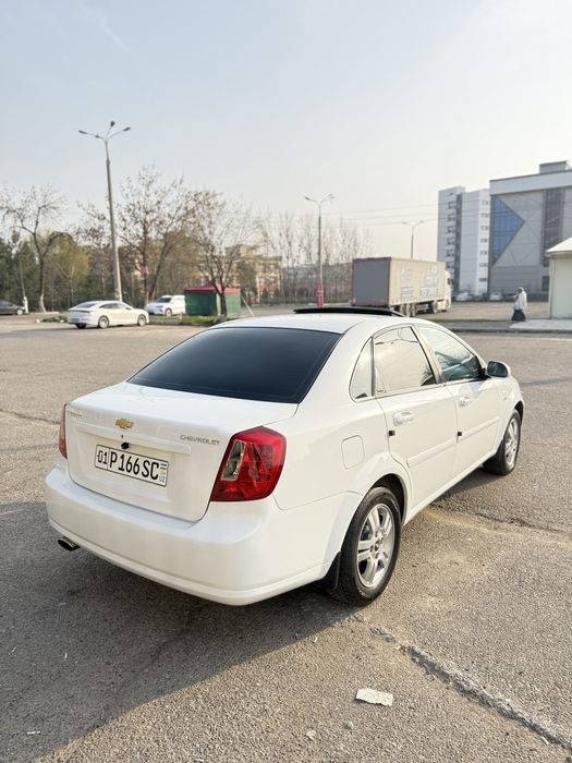 Arenda 2013 1.6 avtomat Metan