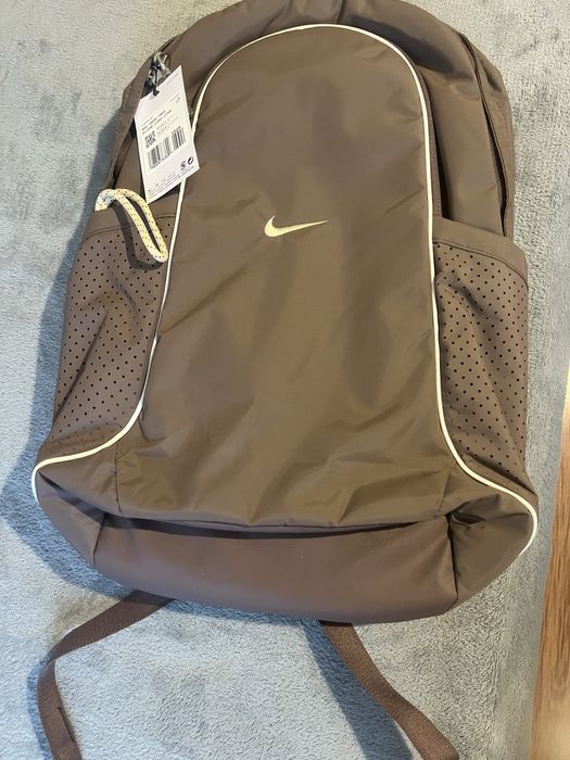 Унисекс раница Nike с отделение за лаптоп