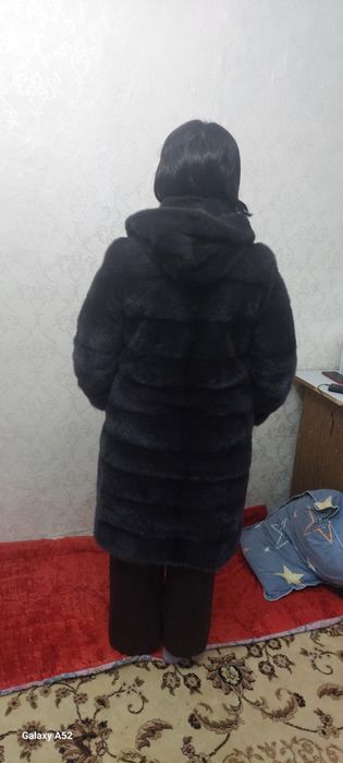 Продам шубу норковую